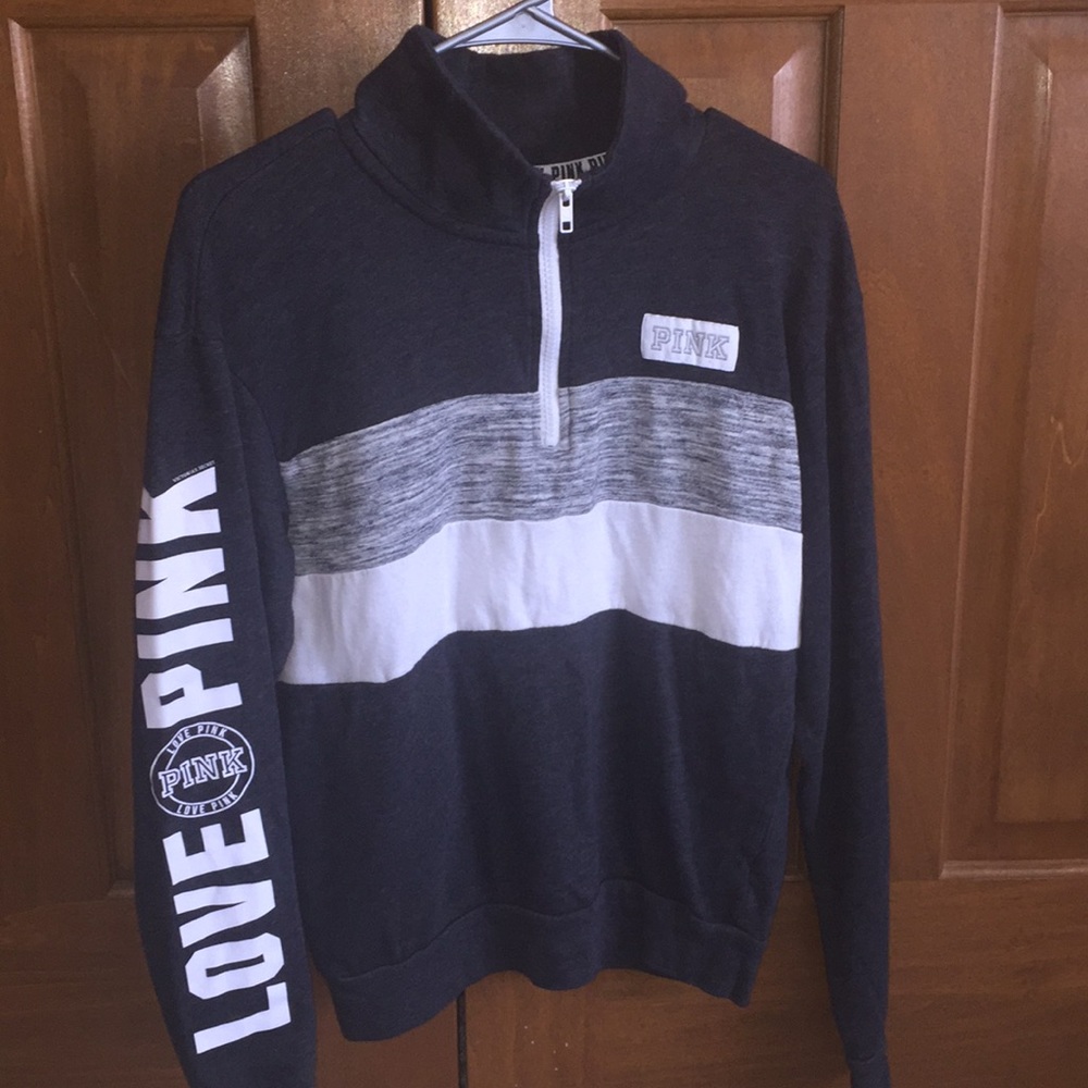 Women’s size extra small PINK sweatshirt